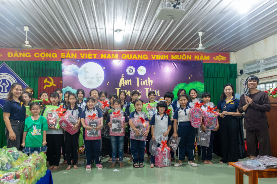 Sứ Mệnh Doanh Nhân – Trung Thu Cho Em tại Trung Tâm Khuyết Tật Đồng Nai
