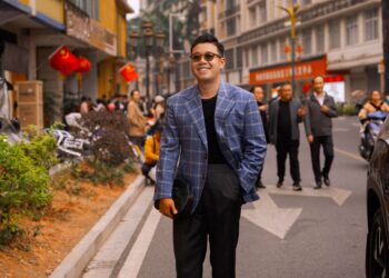 CLASSIC AND MORDERN BRITISH CLASSIC STYLE