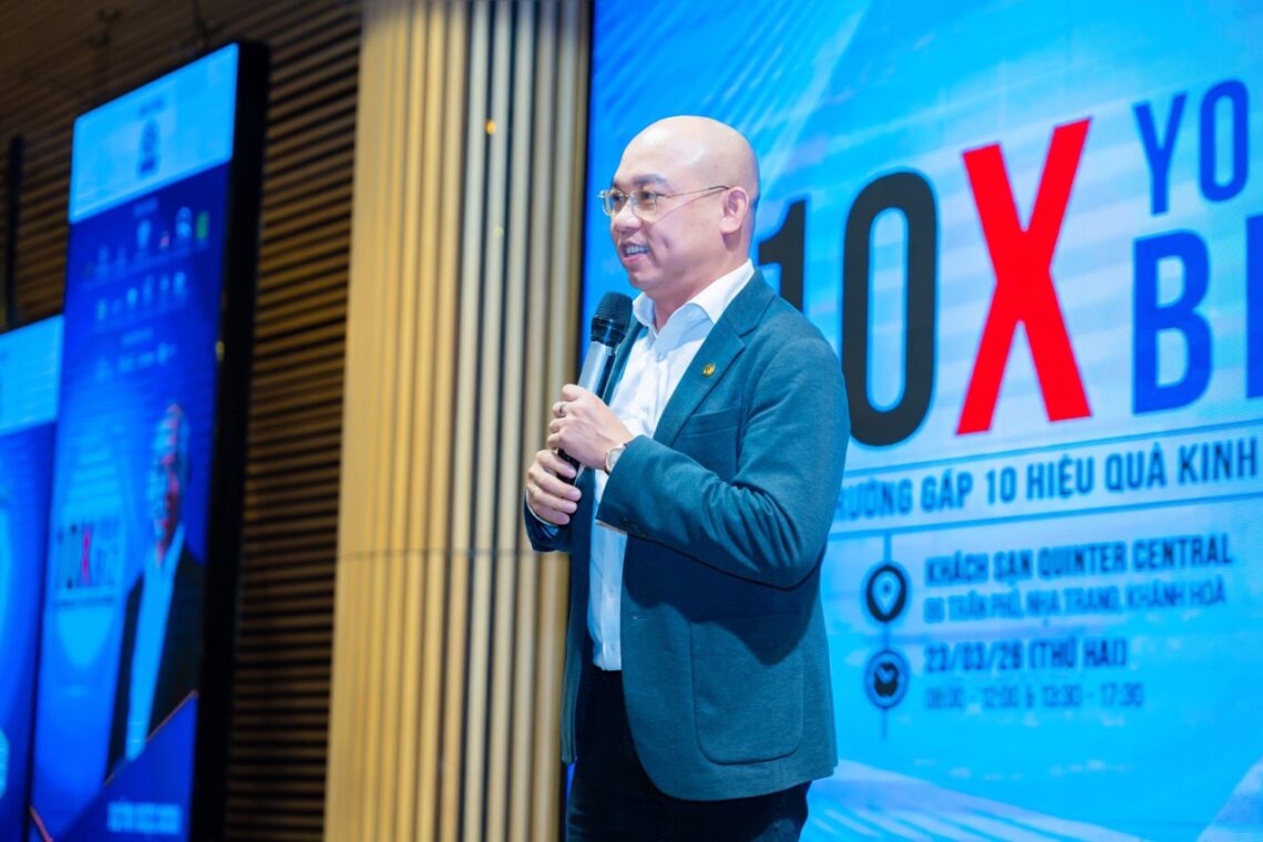 COACH HUỲNH NGỌC MINH – KHI “CON NGƯỜI” LÀ MẢNH GHÉP KHÔNG THỂ THIẾU TRONG BỨC TRANH 10X